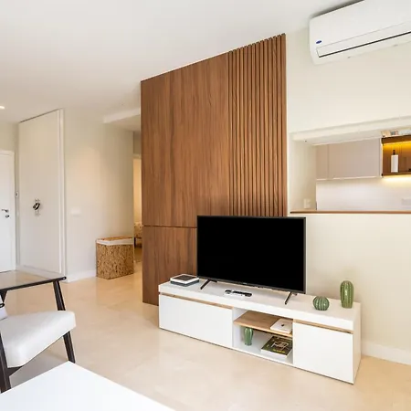 Home2book Comfy & Bright Attic, Cruz (adults Only)
