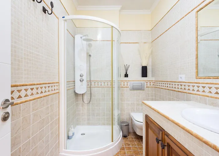 Home2book Comfy & Bright Attic, Cruz (adults Only)
